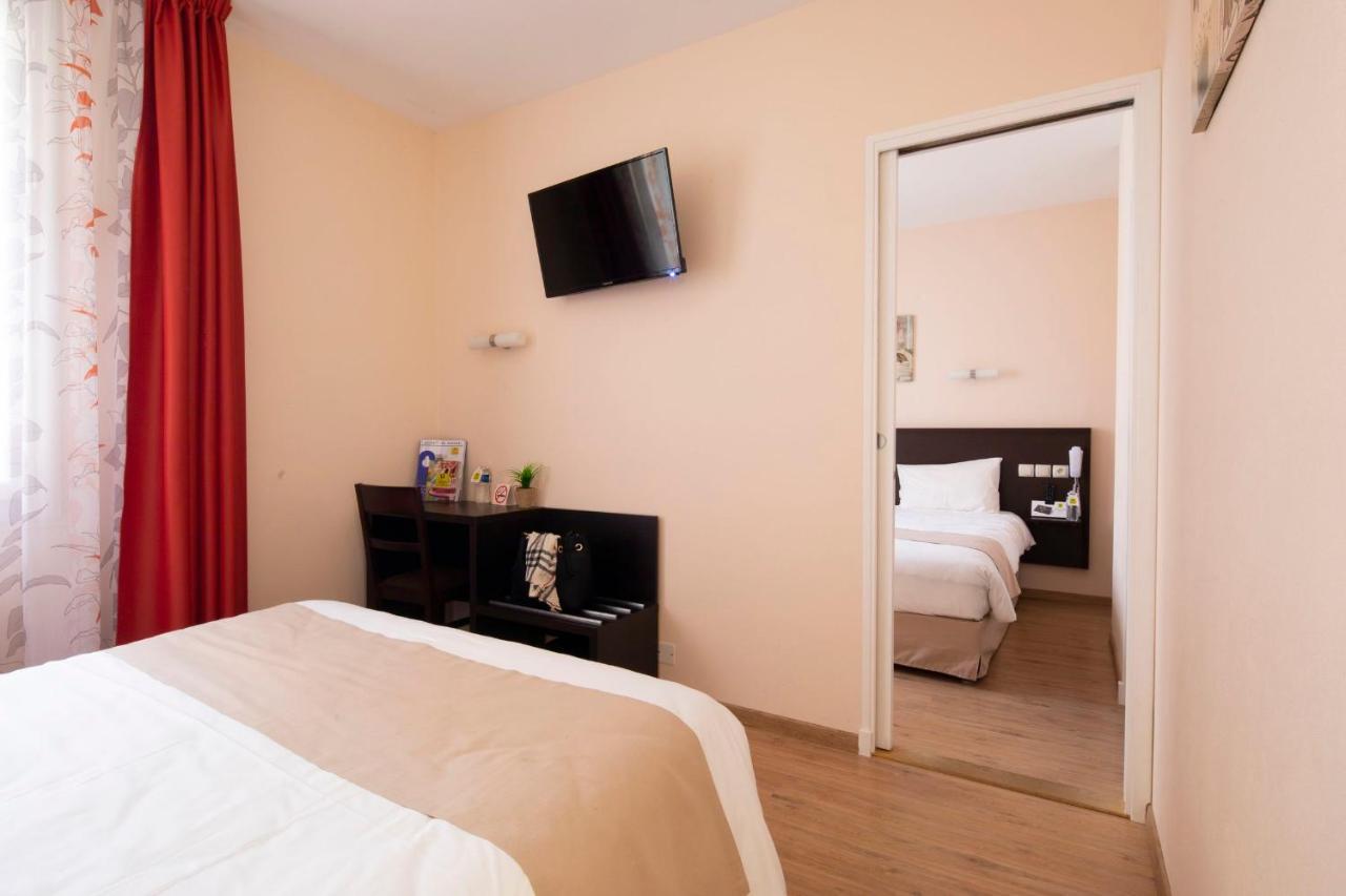 Logis Hotel Restaurant De France Saint-Geniez-dʼOlt Екстериор снимка